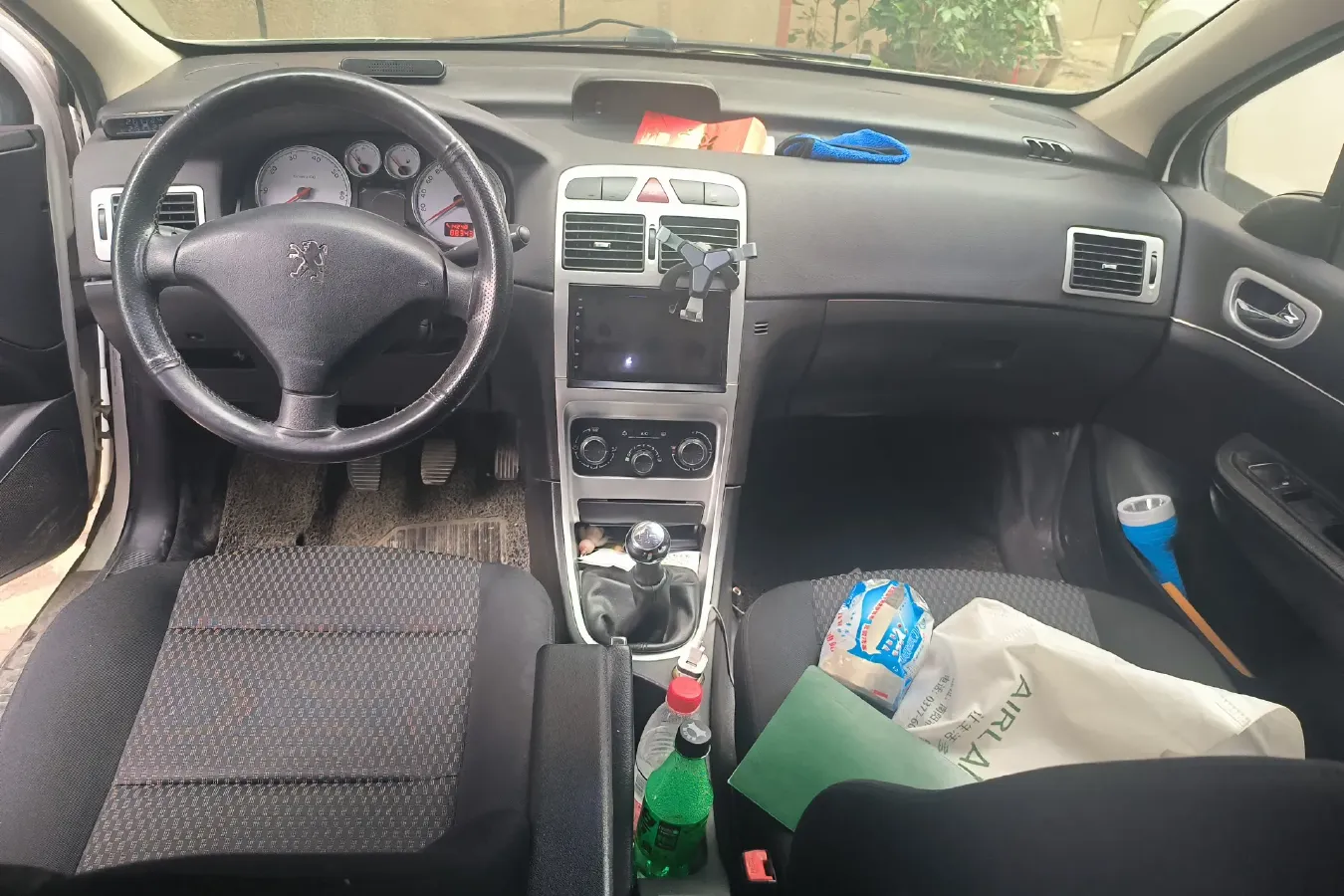 2013 Peugeot 307 1.6L 117HP L4 5MT,autocango,china used car exporter,china ev exporter,chinese used car exporter,chinese used ev exporter