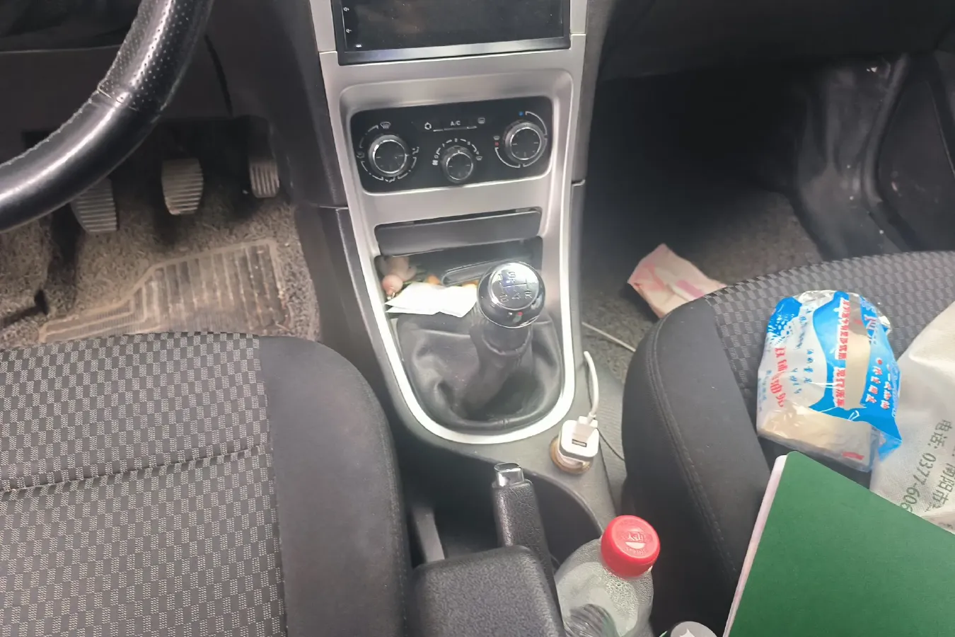 2013 Peugeot 307 1.6L 117HP L4 5MT,autocango,china used car exporter,china ev exporter,chinese used car exporter,chinese used ev exporter