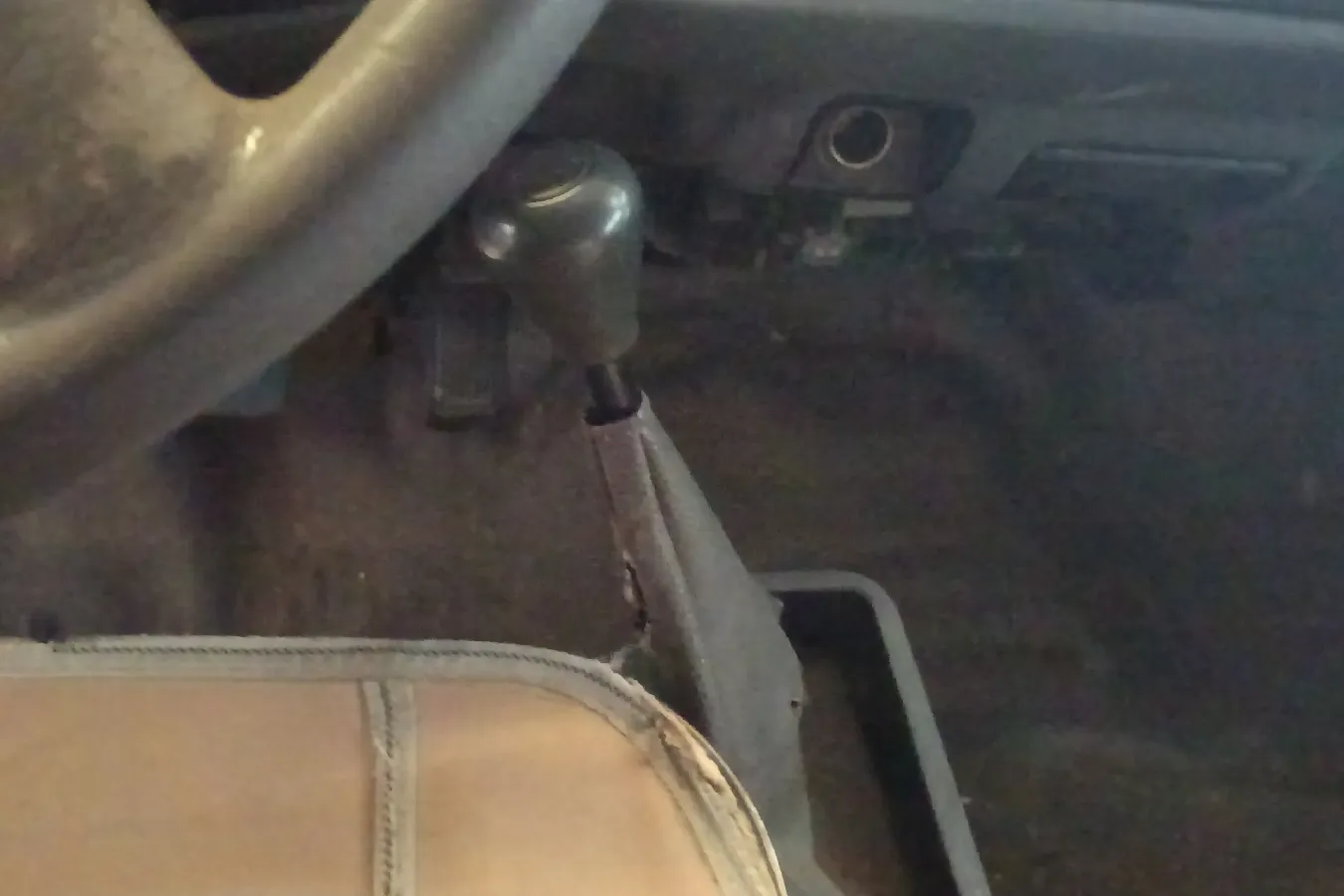 2014 JinBei Sea Lion 2.0L 100HP L4 5MT,autocango,china used car exporter,china ev exporter,chinese used car exporter,chinese used ev exporter