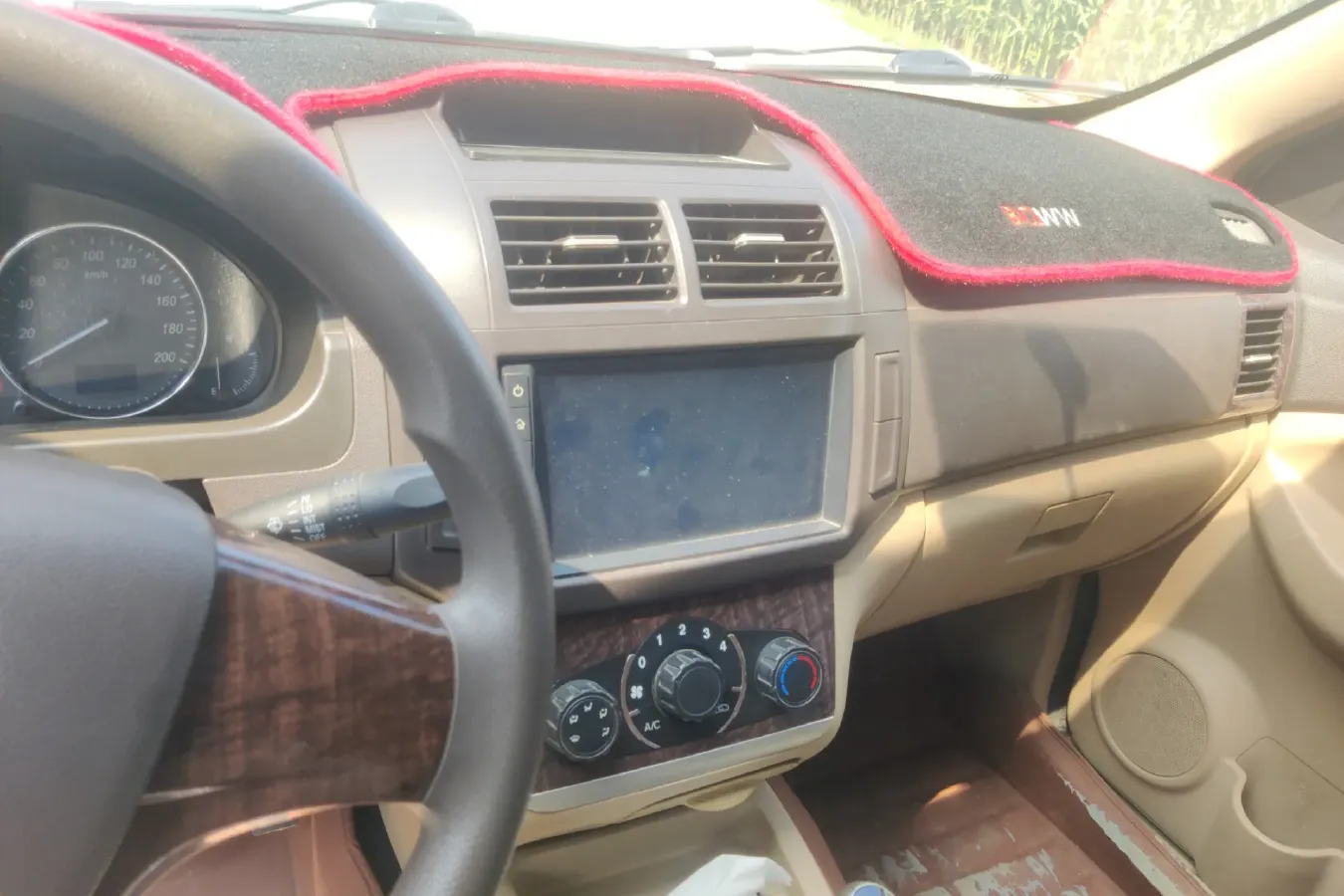 2015 BAIC WeiWang M30 1.5L 116HP L4 5MT,autocango,china used car exporter,china ev exporter,chinese used car exporter,chinese used ev exporter