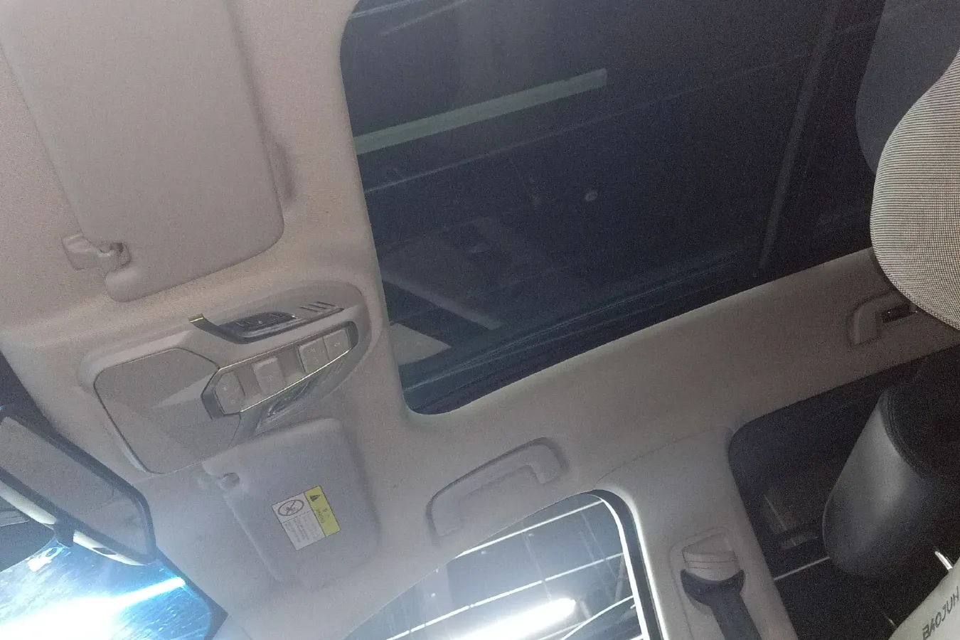 2019 BaoJun RM-5 1.5T 147HP L4 CVT,autocango,china used car exporter,china ev exporter,chinese used car exporter,chinese used ev exporter