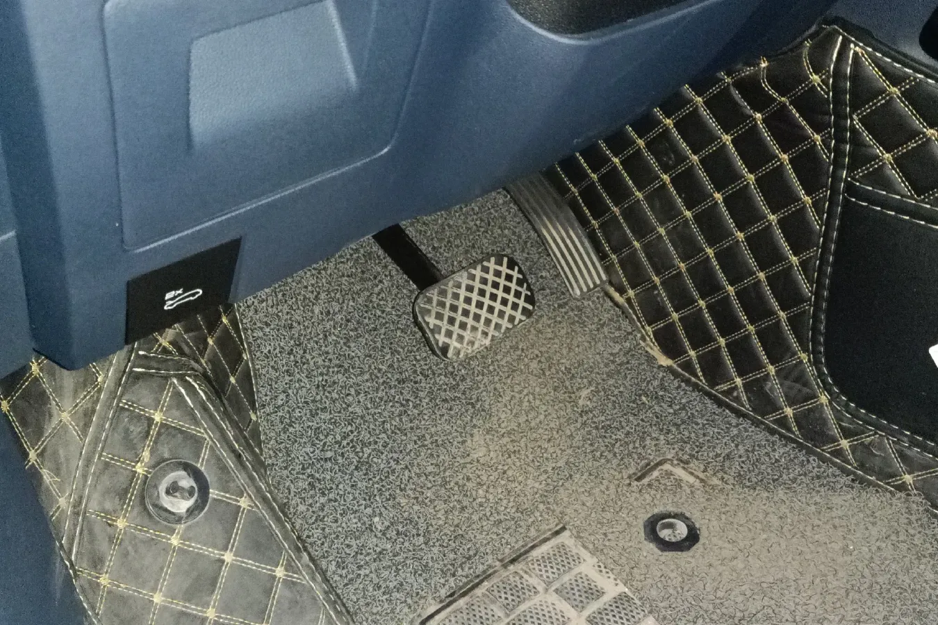 2019 BaoJun RM-5 1.5T 147HP L4 CVT,autocango,china used car exporter,china ev exporter,chinese used car exporter,chinese used ev exporter