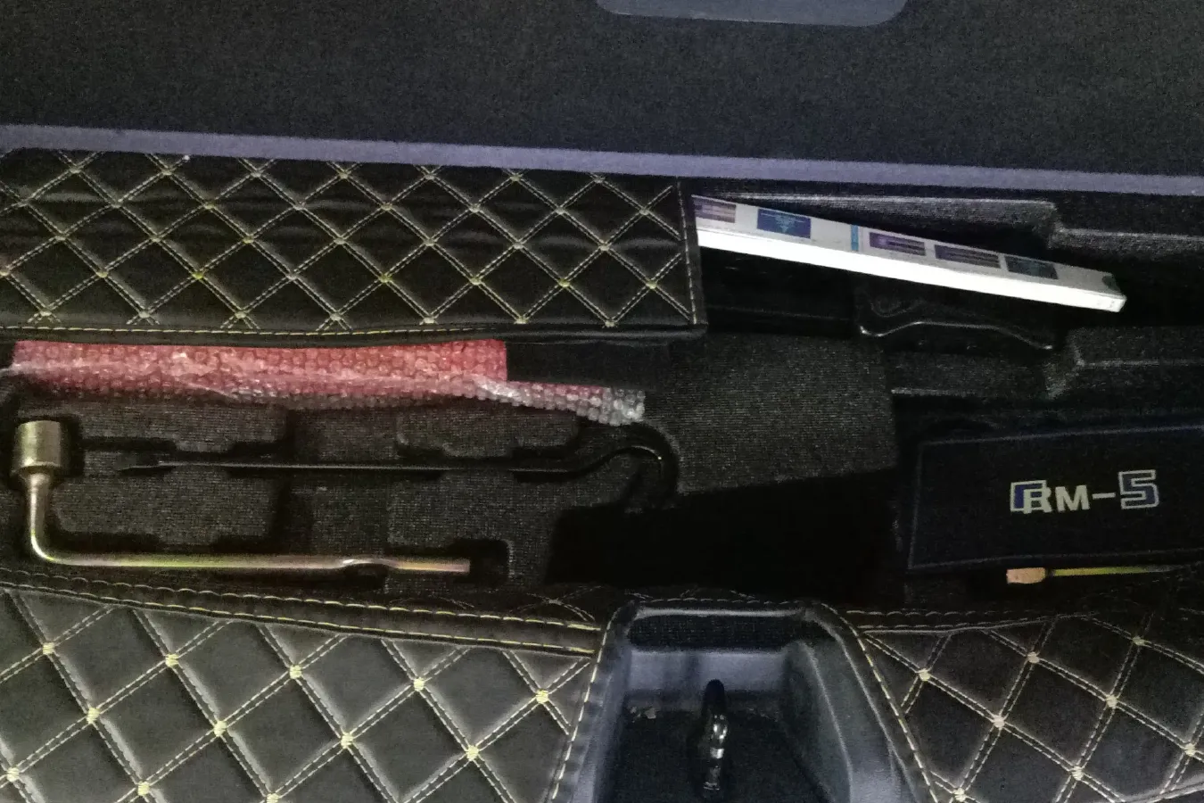 2019 BaoJun RM-5 1.5T 147HP L4 CVT,autocango,china used car exporter,china ev exporter,chinese used car exporter,chinese used ev exporter