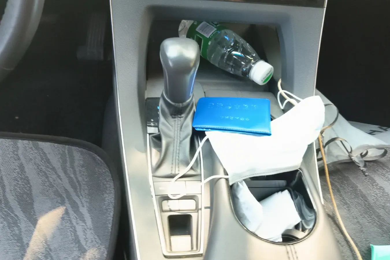 2019 Toyota Avalon 2.5L 178HP L4 E-CVT Hybrid,autocango,china used car exporter,china ev exporter,chinese used car exporter,chinese used ev exporter