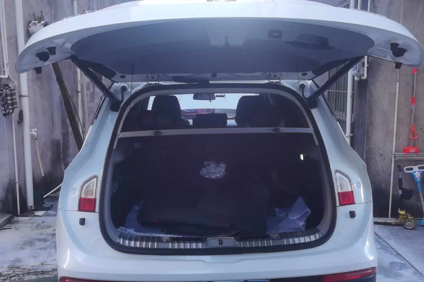 2019 BaoJun RS-5 1.5T 147HP L4 CVT,autocango,china used car exporter,china ev exporter,chinese used car exporter,chinese used ev exporter