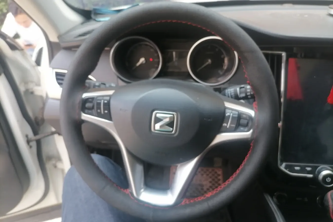 2016 Zotye SR7 1.5T 150HP L4 CVT,autocango,china used car exporter,china ev exporter,chinese used car exporter,chinese used ev exporter