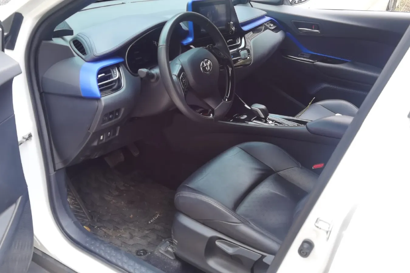 2020 Toyota Izoa E BEV 54.3KWH,autocango,china used car exporter,china ev exporter,chinese used car exporter,chinese used ev exporter