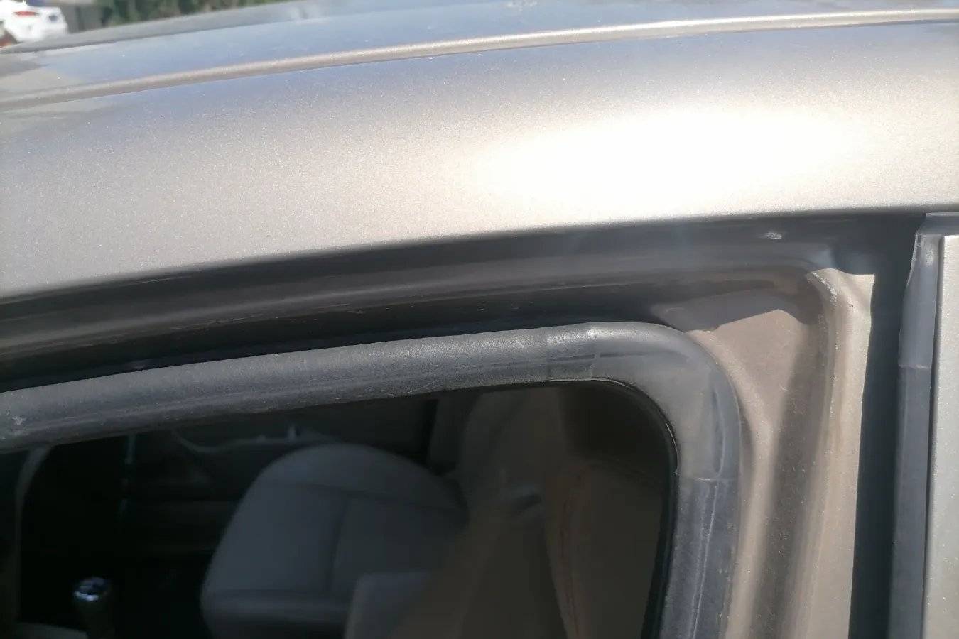 2011 Chery E5 1.5L 109HP L4 5MT,autocango,china used car exporter,china ev exporter,chinese used car exporter,chinese used ev exporter