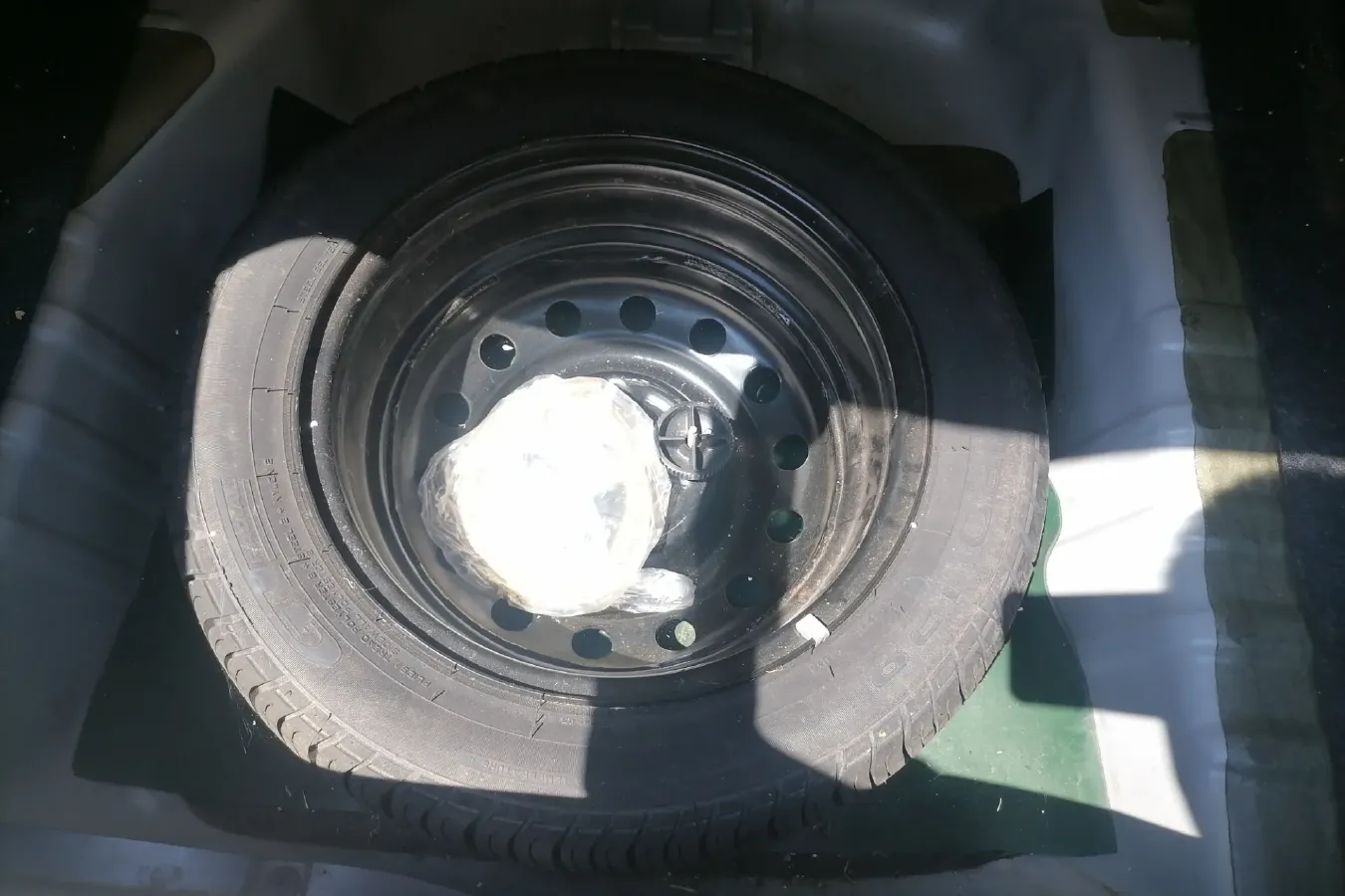 2011 Chery E5 1.5L 109HP L4 5MT,autocango,china used car exporter,china ev exporter,chinese used car exporter,chinese used ev exporter