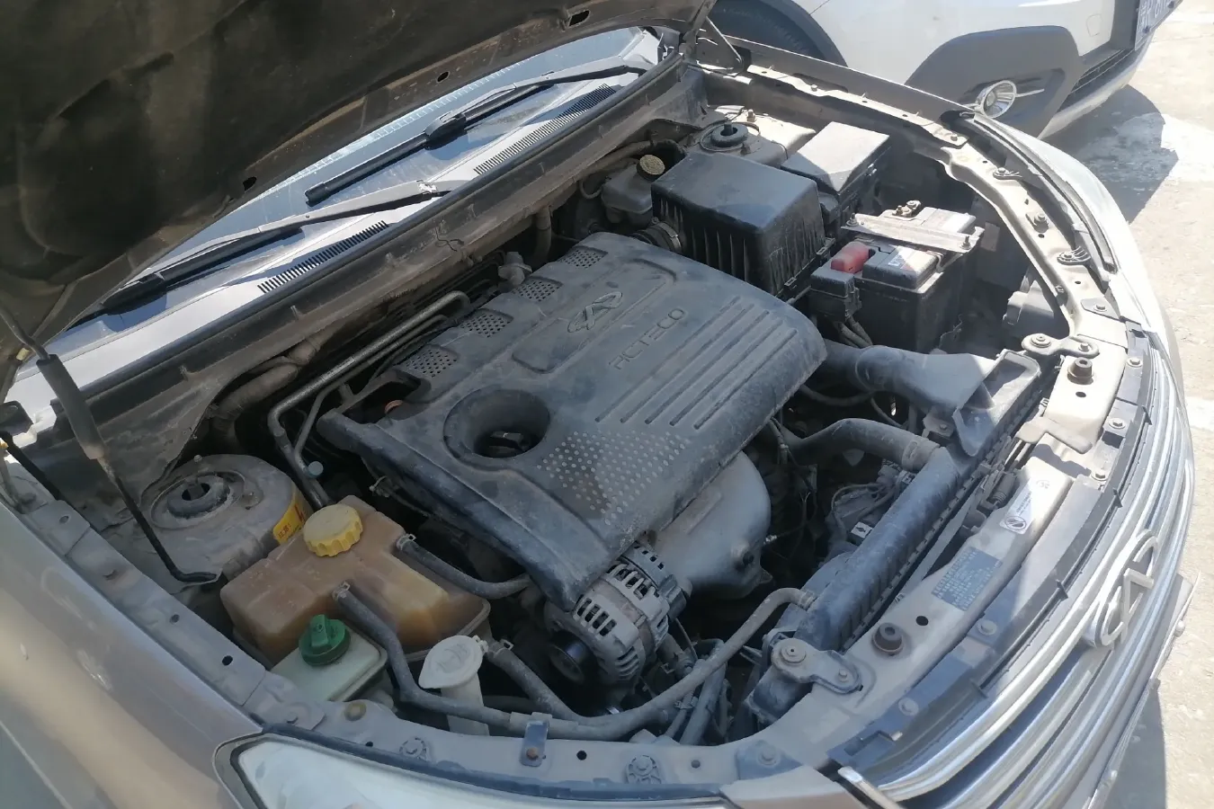 2011 Chery E5 1.5L 109HP L4 5MT,autocango,china used car exporter,china ev exporter,chinese used car exporter,chinese used ev exporter