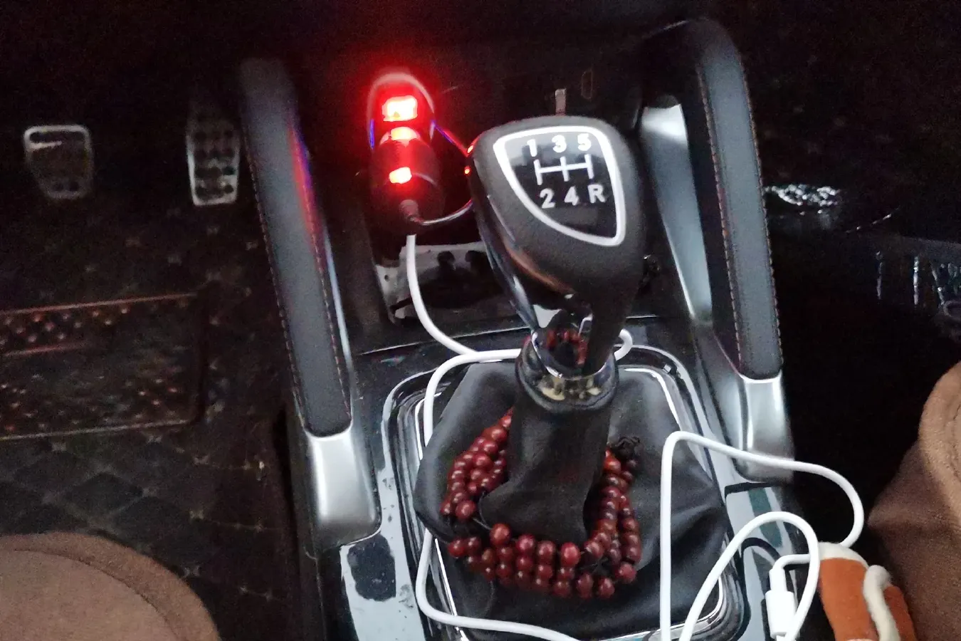 2016 BAIC ChangHe Q35 1.5L 116HP L4 5MT,autocango,china used car exporter,china ev exporter,chinese used car exporter,chinese used ev exporter