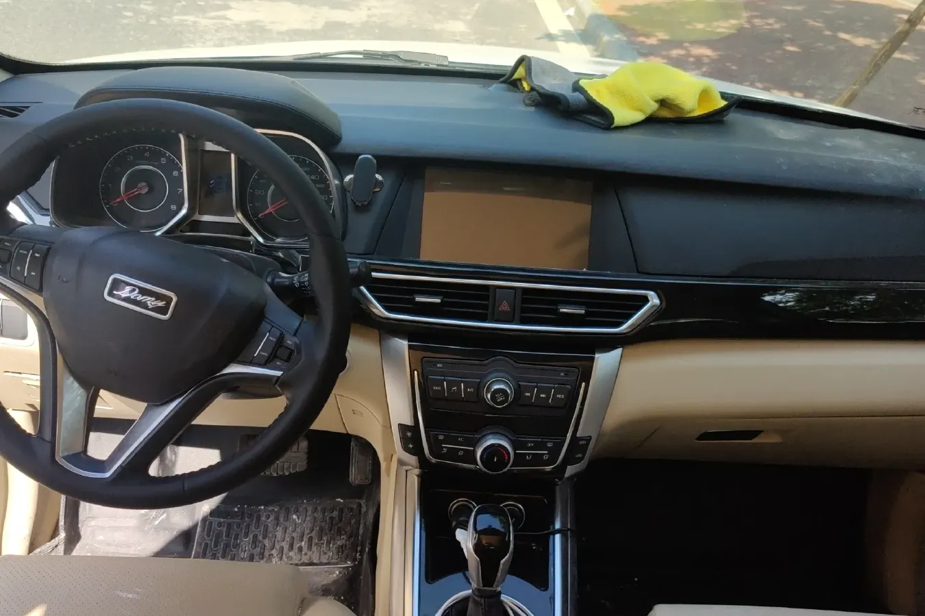 2017 Zotye Damy X5 1.5T 150HP L4 CVT,autocango,china used car exporter,china ev exporter,chinese used car exporter,chinese used ev exporter