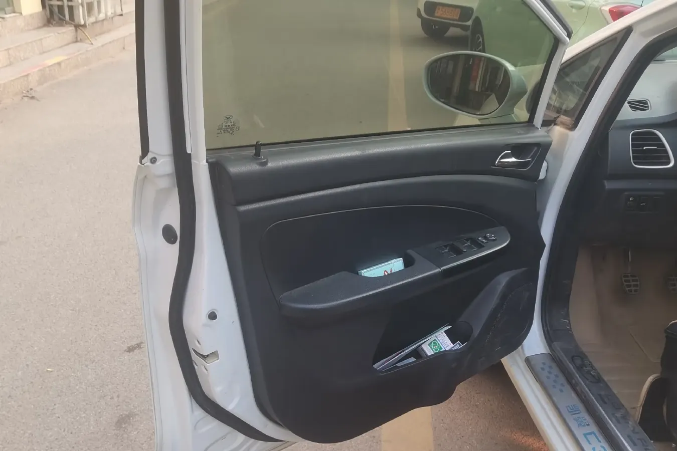 2015 KaiYi C3 1.5L 109HP L4 5MT,autocango,china used car exporter,china ev exporter,chinese used car exporter,chinese used ev exporter