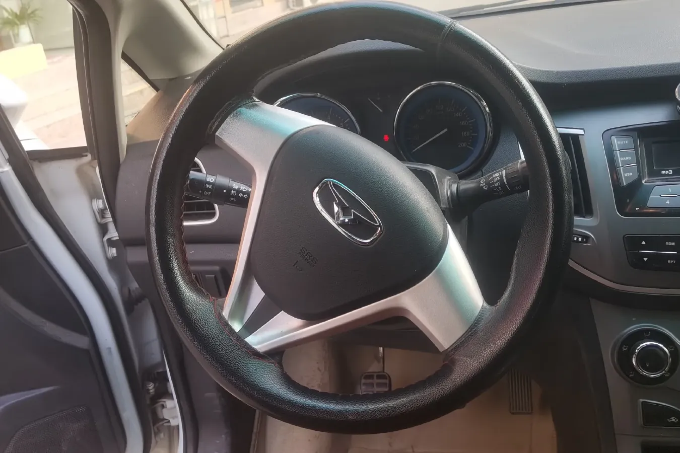 2015 KaiYi C3 1.5L 109HP L4 5MT,autocango,china used car exporter,china ev exporter,chinese used car exporter,chinese used ev exporter