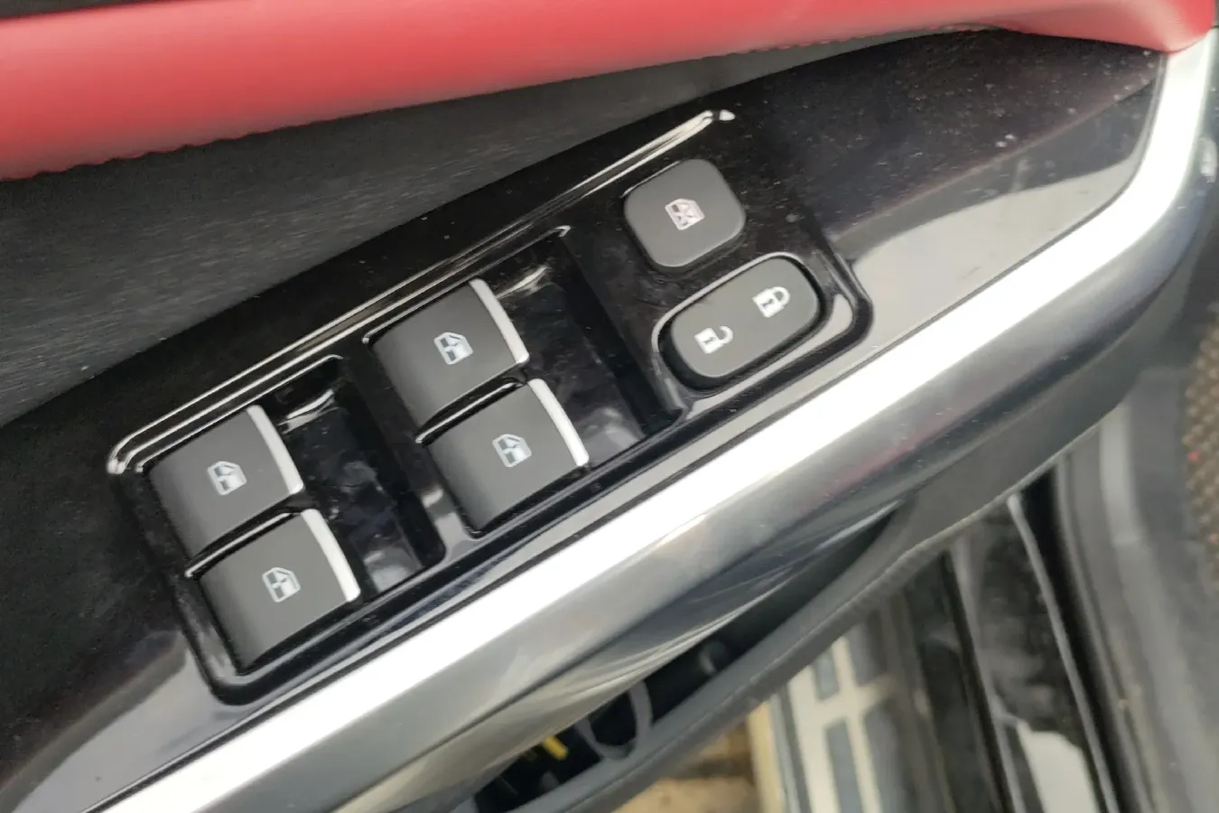 2021 Sehol X8 1.5T 184HP L4 6DCT,autocango,china used car exporter,china ev exporter,chinese used car exporter,chinese used ev exporter