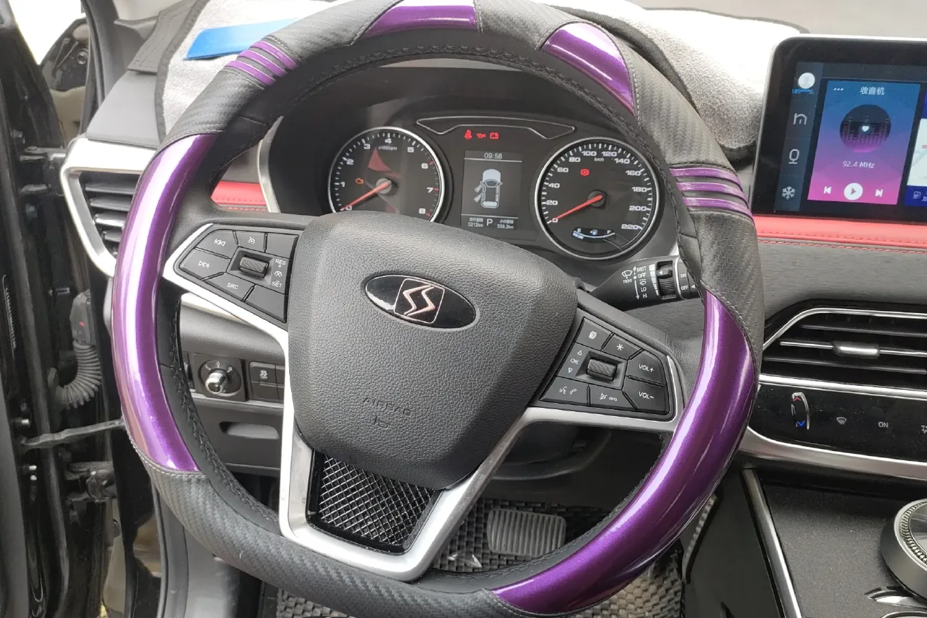 2021 Sehol X8 1.5T 184HP L4 6DCT,autocango,china used car exporter,china ev exporter,chinese used car exporter,chinese used ev exporter