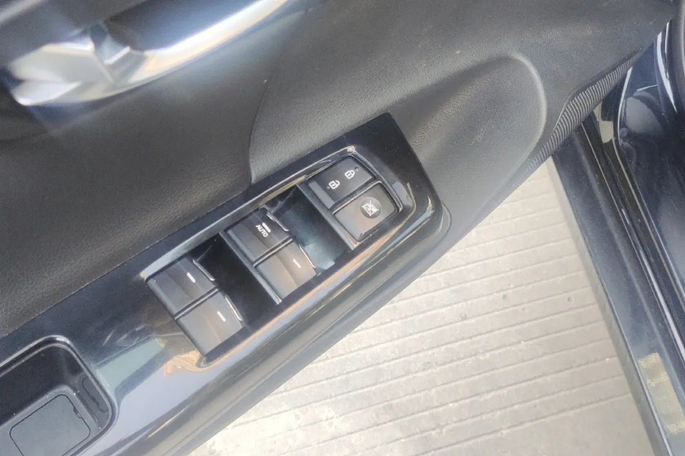 2016 GAC Trumpchi GA6 1.5T 152HP L4 7DCT,autocango,china used car exporter,china ev exporter,chinese used car exporter,chinese used ev exporter