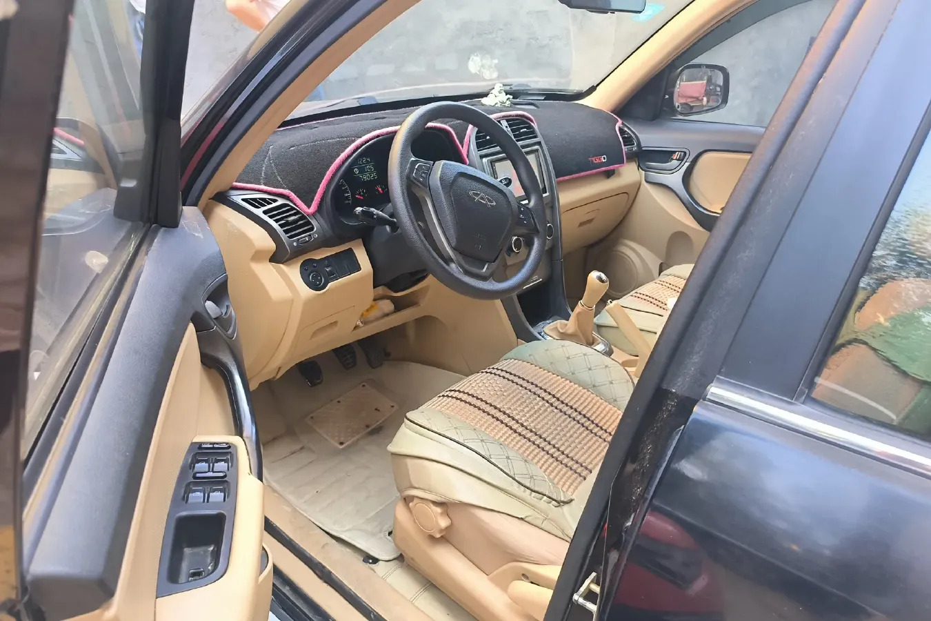 2010 Chery Tiggo 1.6L 119HP L4 5MT,autocango,china used car exporter,china ev exporter,chinese used car exporter,chinese used ev exporter