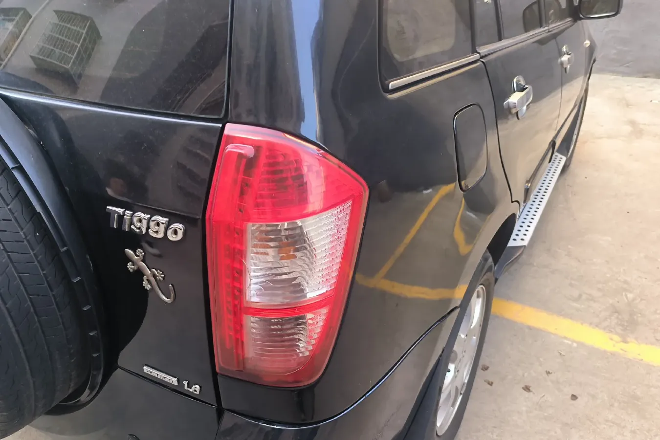 2010 Chery Tiggo 1.6L 119HP L4 5MT,autocango,china used car exporter,china ev exporter,chinese used car exporter,chinese used ev exporter