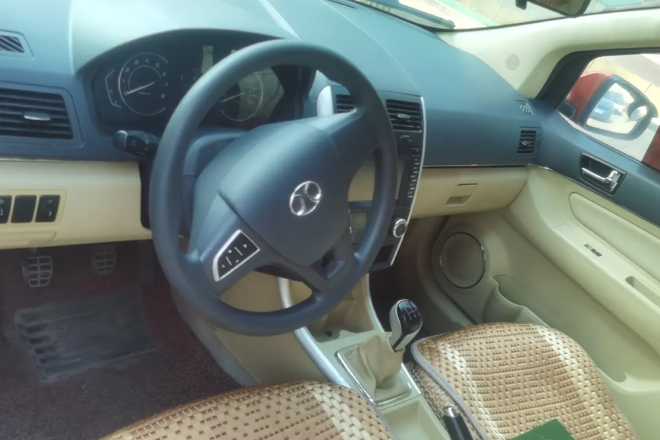 2015 BeiJing Auto Senova D20 1.5L 116HP L4 5MT,autocango,china used car exporter,china ev exporter,chinese used car exporter,chinese used ev exporter