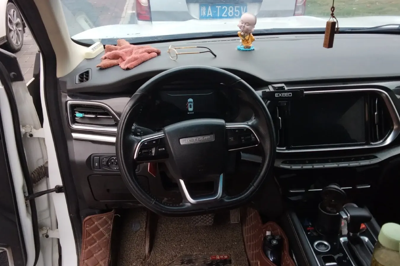 2019 Jetour X90 1.5T 156HP L4 6DCT,autocango,china used car exporter,china ev exporter,chinese used car exporter,chinese used ev exporter