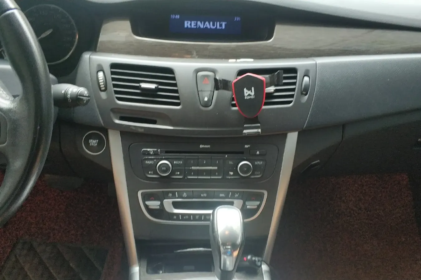 2013 Renault  Latitude 2.0L 139HP L4 CVT,autocango,china used car exporter,china ev exporter,chinese used car exporter,chinese used ev exporter