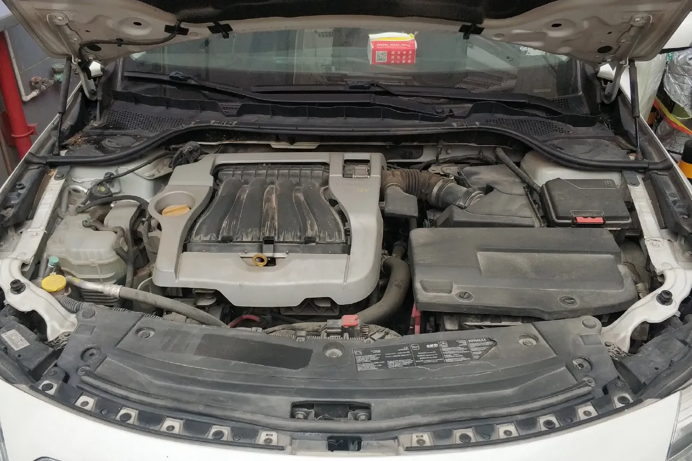 2013 Renault  Latitude 2.0L 139HP L4 CVT,autocango,china used car exporter,china ev exporter,chinese used car exporter,chinese used ev exporter