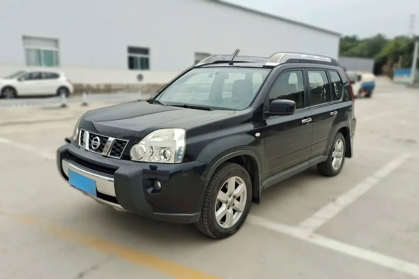 2010 Nissan X-Trail 2.5L 184HP L4 CVT
