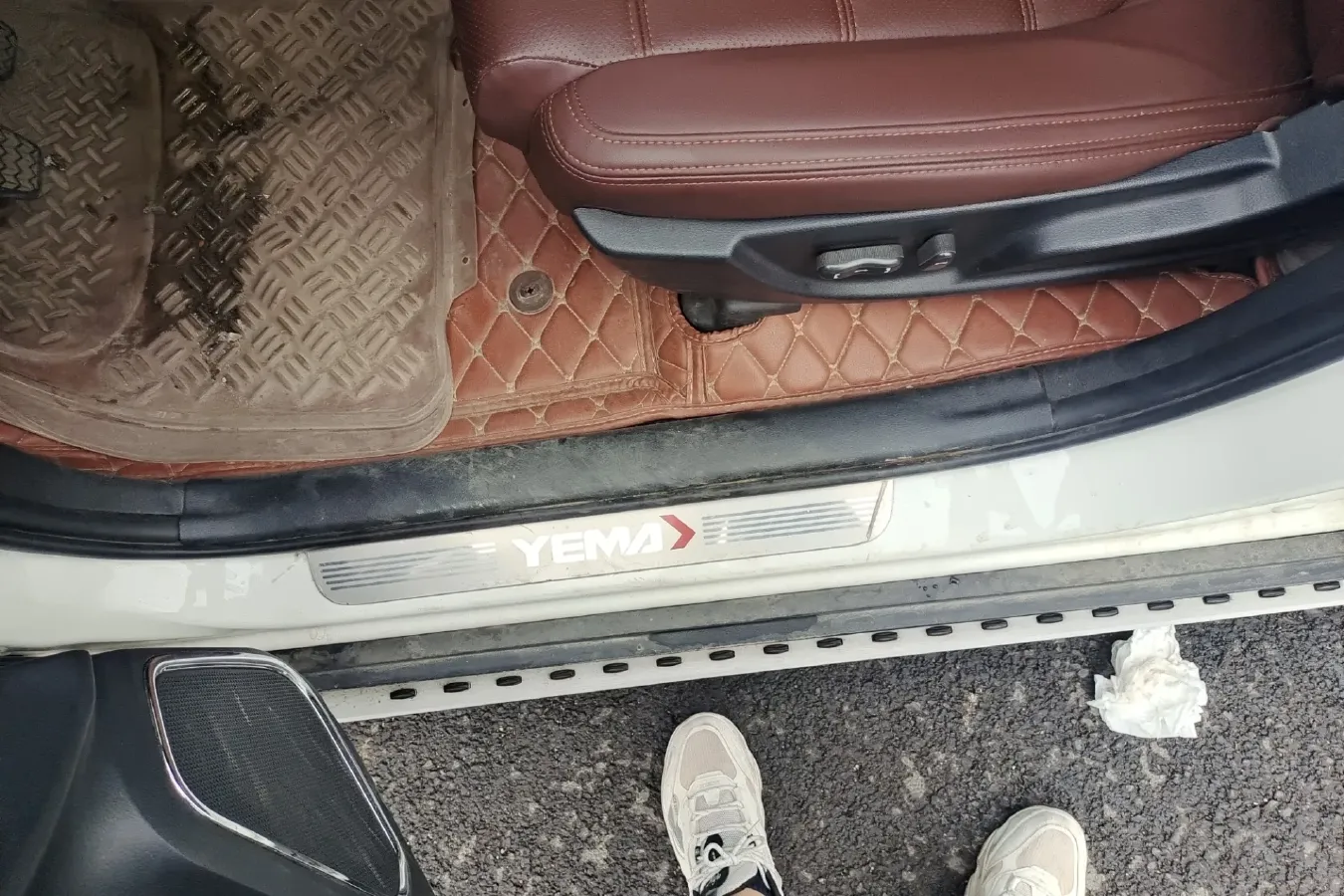 2016 Yema T70 1.8L 136HP L4 5MT,autocango,china used car exporter,china ev exporter,chinese used car exporter,chinese used ev exporter