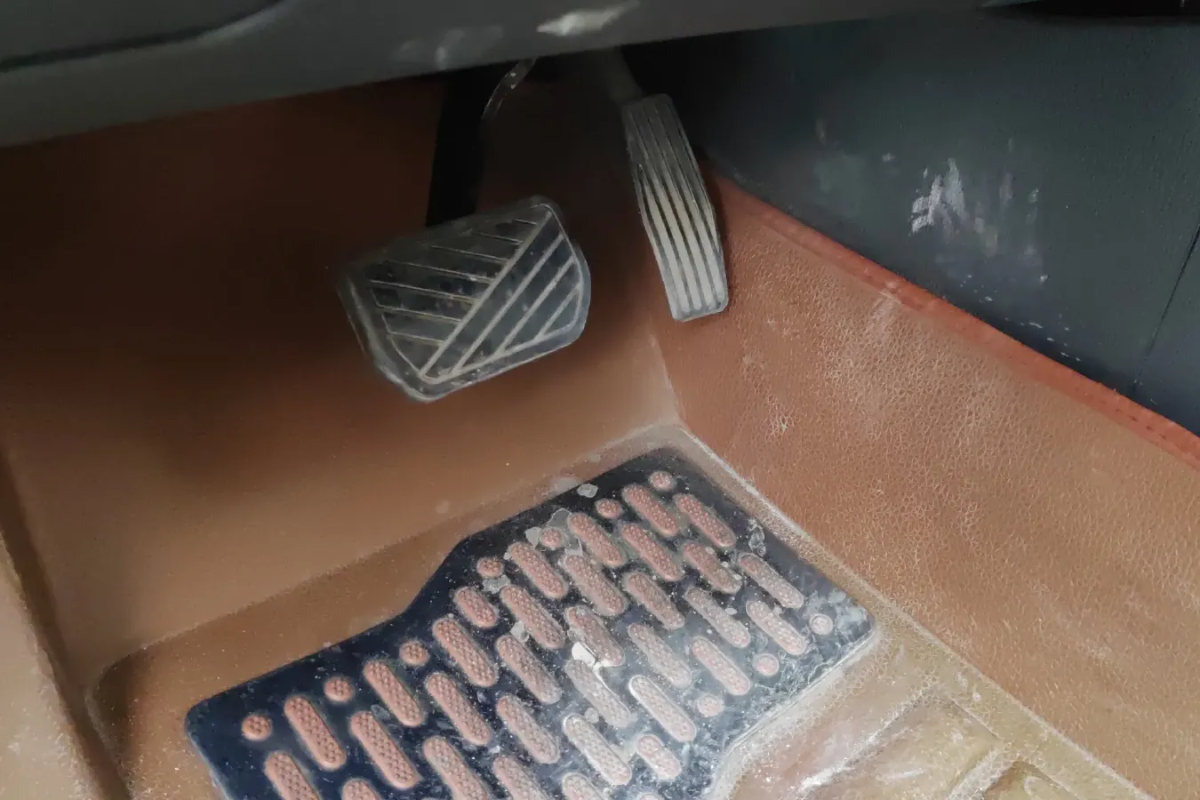 2015 ChangAn Alsvin V7 1.6L 124HP L4 4AT,autocango,china used car exporter,china ev exporter,chinese used car exporter,chinese used ev exporter