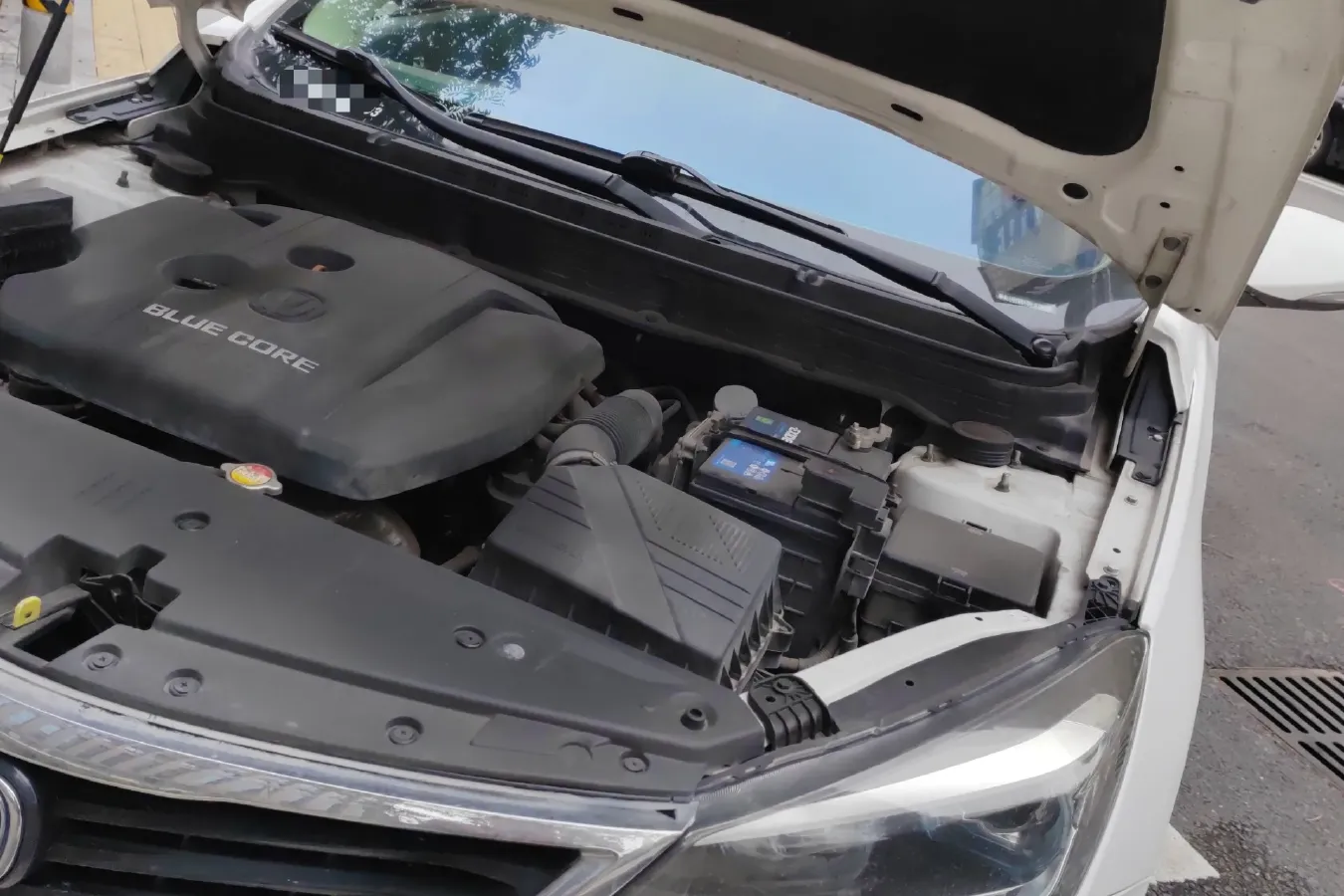 2015 ChangAn Alsvin V7 1.6L 124HP L4 4AT,autocango,china used car exporter,china ev exporter,chinese used car exporter,chinese used ev exporter