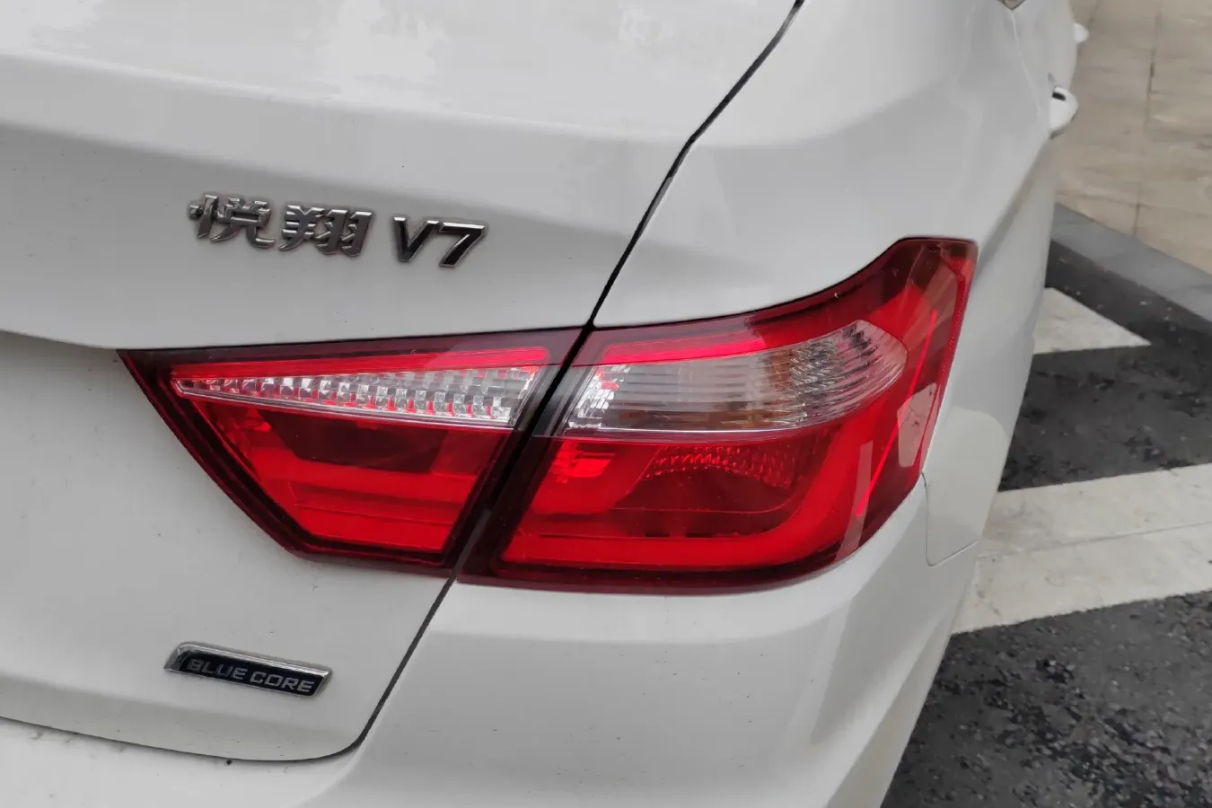 2015 ChangAn Alsvin V7 1.6L 124HP L4 4AT,autocango,china used car exporter,china ev exporter,chinese used car exporter,chinese used ev exporter