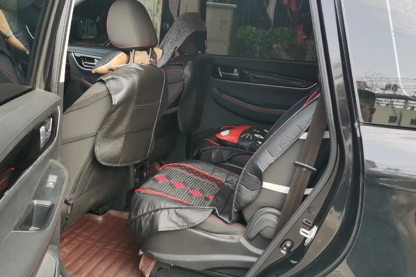 2019 DongFeng Forthing SX6 1.6L 122HP L4 5MT,autocango,china used car exporter,china ev exporter,chinese used car exporter,chinese used ev exporter