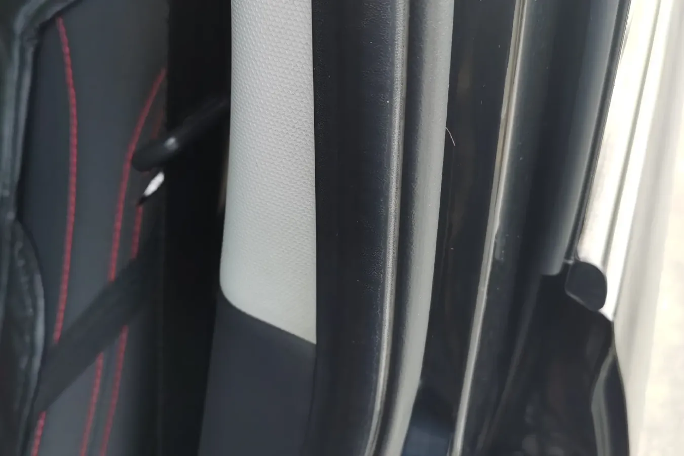 2019 DongFeng Forthing SX6 1.6L 122HP L4 5MT,autocango,china used car exporter,china ev exporter,chinese used car exporter,chinese used ev exporter