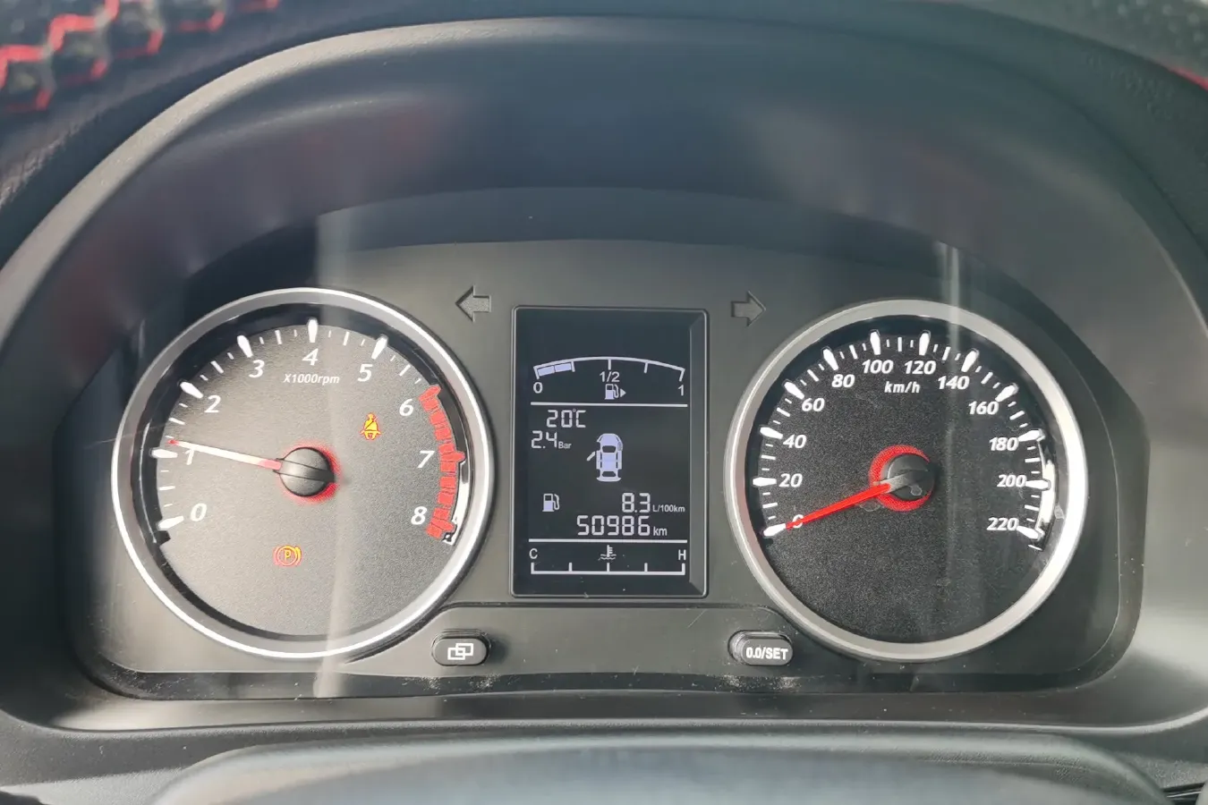 2019 DongFeng Forthing SX6 1.6L 122HP L4 5MT,autocango,china used car exporter,china ev exporter,chinese used car exporter,chinese used ev exporter