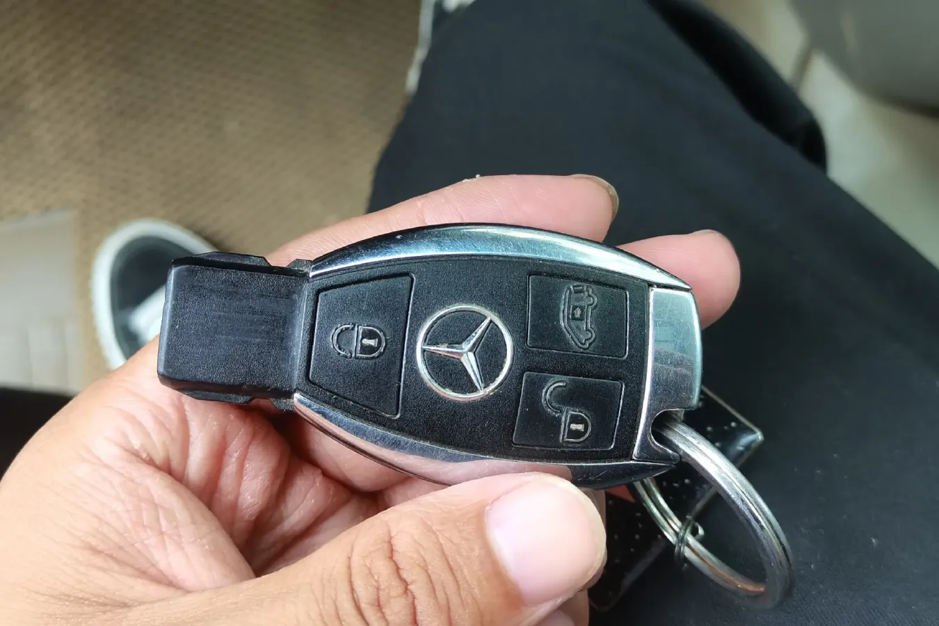 2013 Mercedes-Benz Viano 3.0L 224HP V6 5AT,autocango,china used car exporter,china ev exporter,chinese used car exporter,chinese used ev exporter