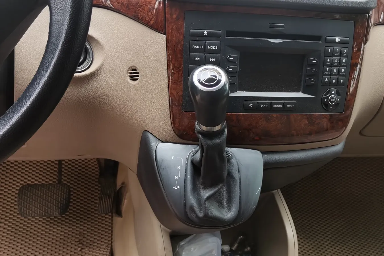 2013 Mercedes-Benz Viano 3.0L 224HP V6 5AT,autocango,china used car exporter,china ev exporter,chinese used car exporter,chinese used ev exporter