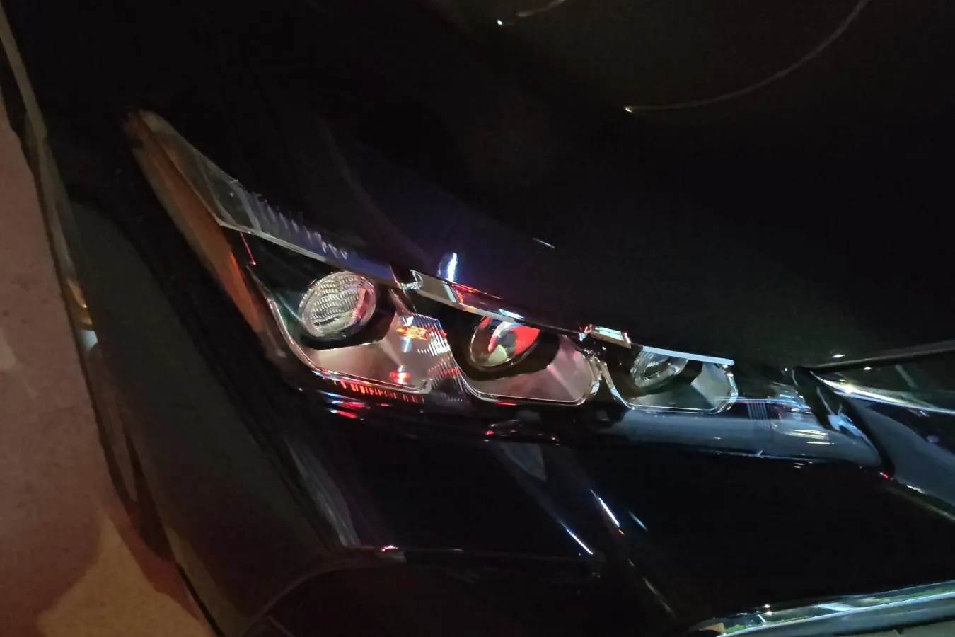 2019 Toyota Avalon 2.0L 178HP L4 CVT,autocango,china used car exporter,china ev exporter,chinese used car exporter,chinese used ev exporter