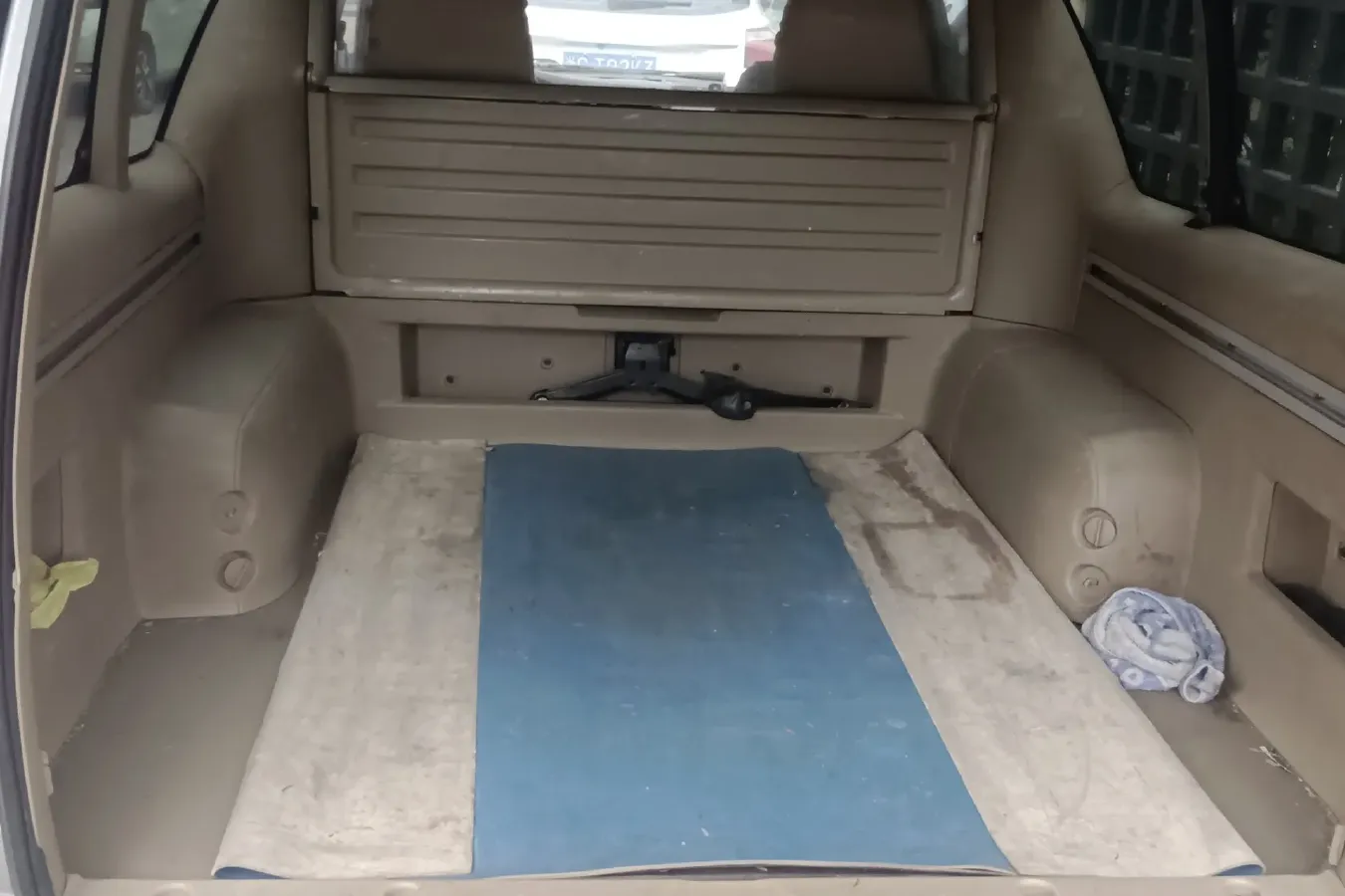 2013 Dongfeng RuiQi MPV 2.4L 139HP L4 5MT,autocango,china used car exporter,china ev exporter,chinese used car exporter,chinese used ev exporter