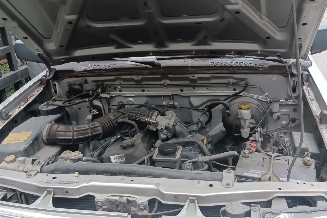 2013 Dongfeng RuiQi MPV 2.4L 139HP L4 5MT,autocango,china used car exporter,china ev exporter,chinese used car exporter,chinese used ev exporter