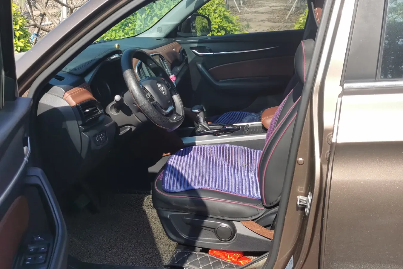 2018 Brilliance Auto V6 1.5T 150HP L4 7DCT,autocango,china used car exporter,china ev exporter,chinese used car exporter,chinese used ev exporter