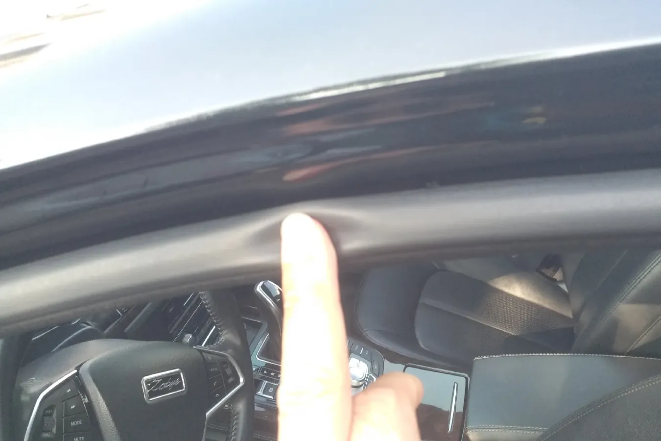 2016 Zotye Z700 1.8T 177HP L4 6DCT,autocango,china used car exporter,china ev exporter,chinese used car exporter,chinese used ev exporter