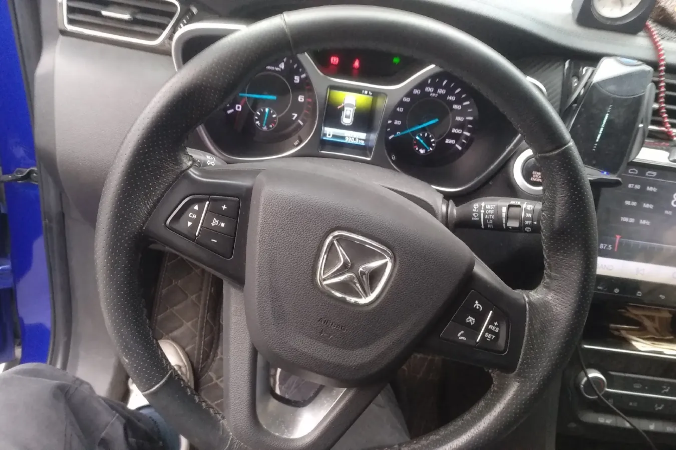 2016 JMC YuSheng S330 1.5T 163HP L4 6AT,autocango,china used car exporter,china ev exporter,chinese used car exporter,chinese used ev exporter