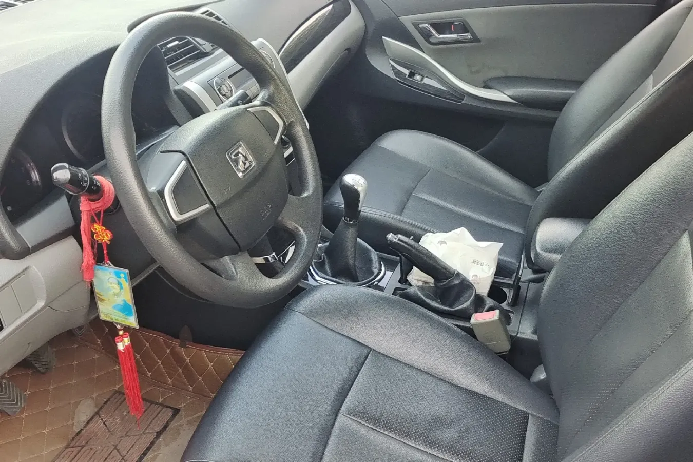 2012 Zotye Z300 1.5L 113HP L4 5MT,autocango,china used car exporter,china ev exporter,chinese used car exporter,chinese used ev exporter