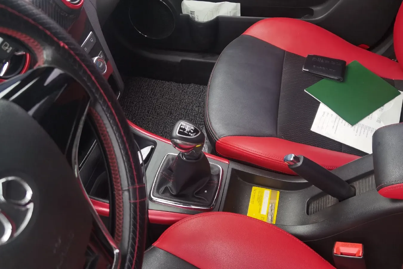 2015 BeiJing Auto Senova X25 1.5L 116HP L4 5MT,autocango,china used car exporter,china ev exporter,chinese used car exporter,chinese used ev exporter