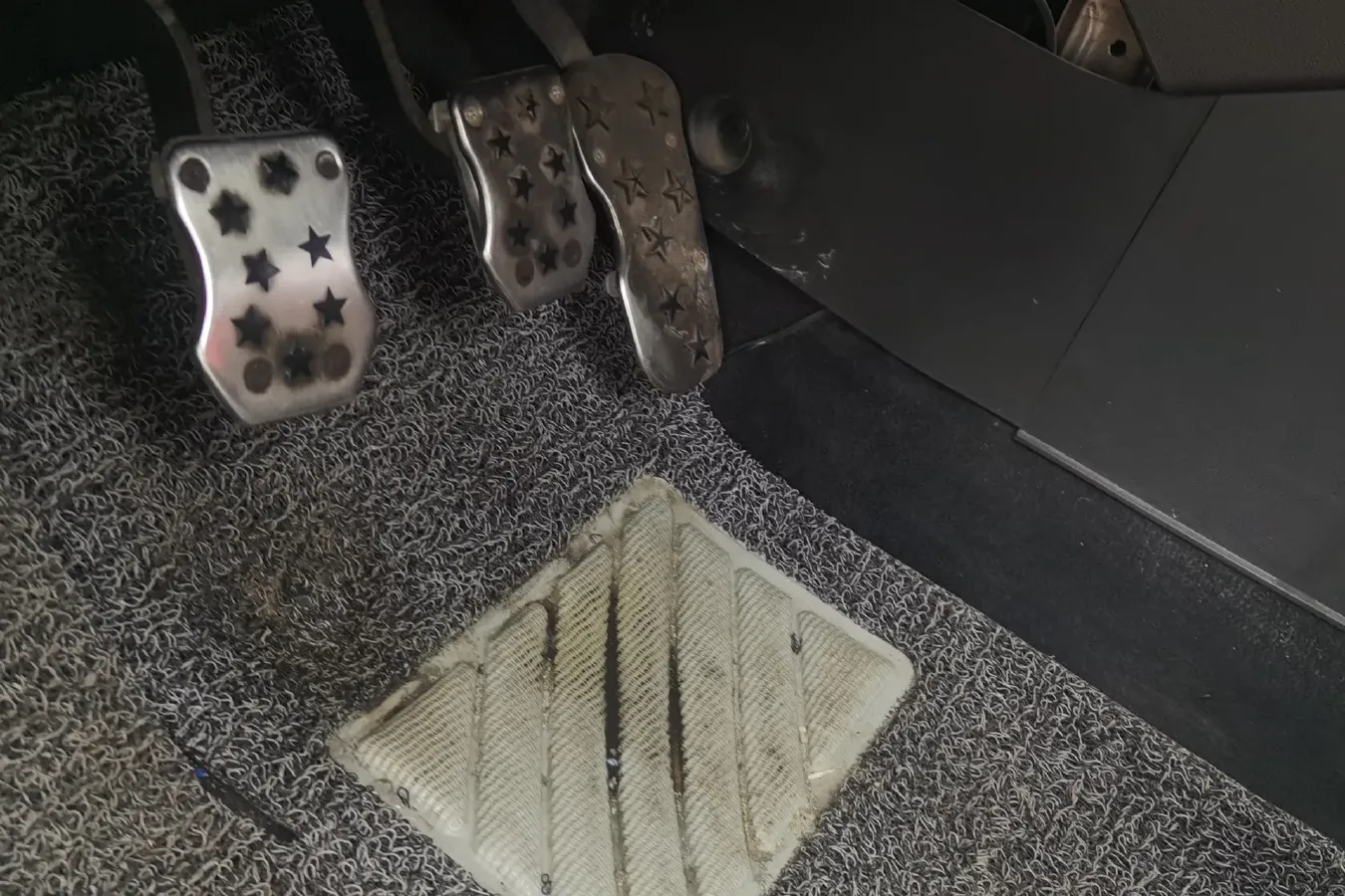 2015 BeiJing Auto Senova X25 1.5L 116HP L4 5MT,autocango,china used car exporter,china ev exporter,chinese used car exporter,chinese used ev exporter