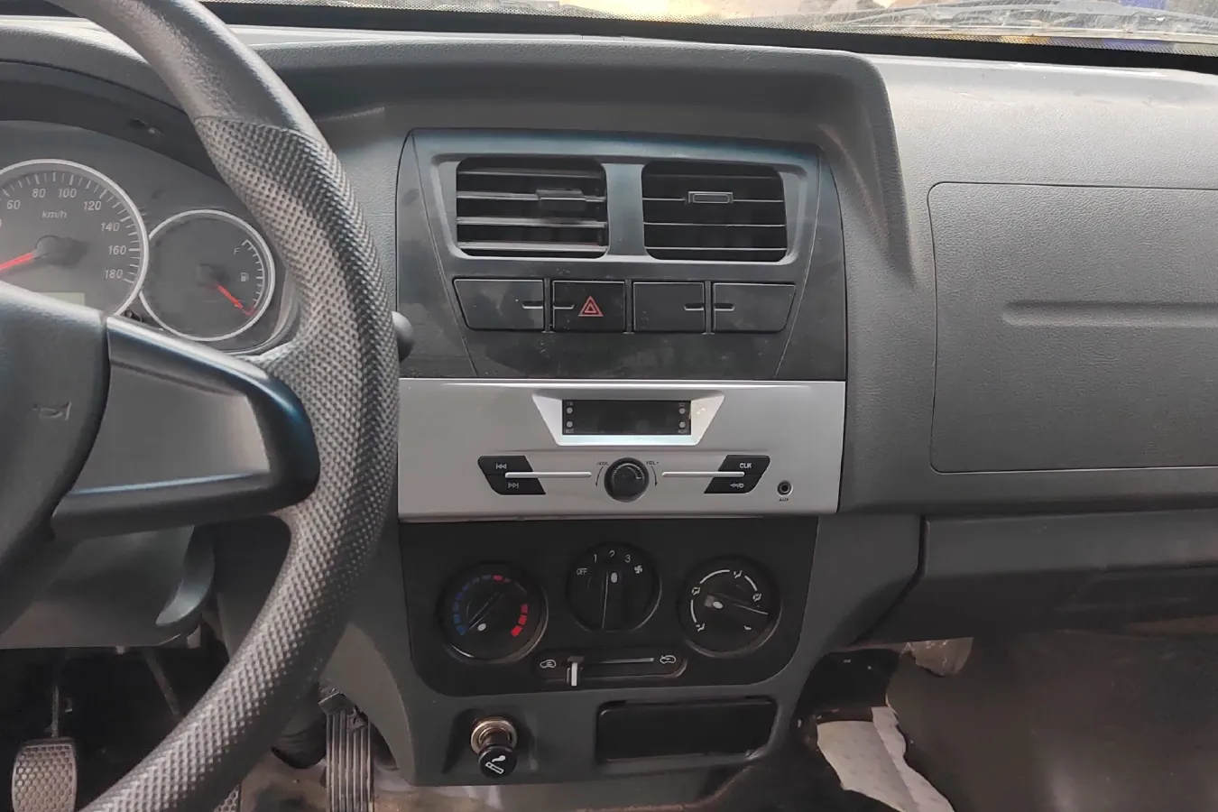 2019 DongFeng DFSK K07S 1.2L 91HP L4 5MT,autocango,china used car exporter,china ev exporter,chinese used car exporter,chinese used ev exporter