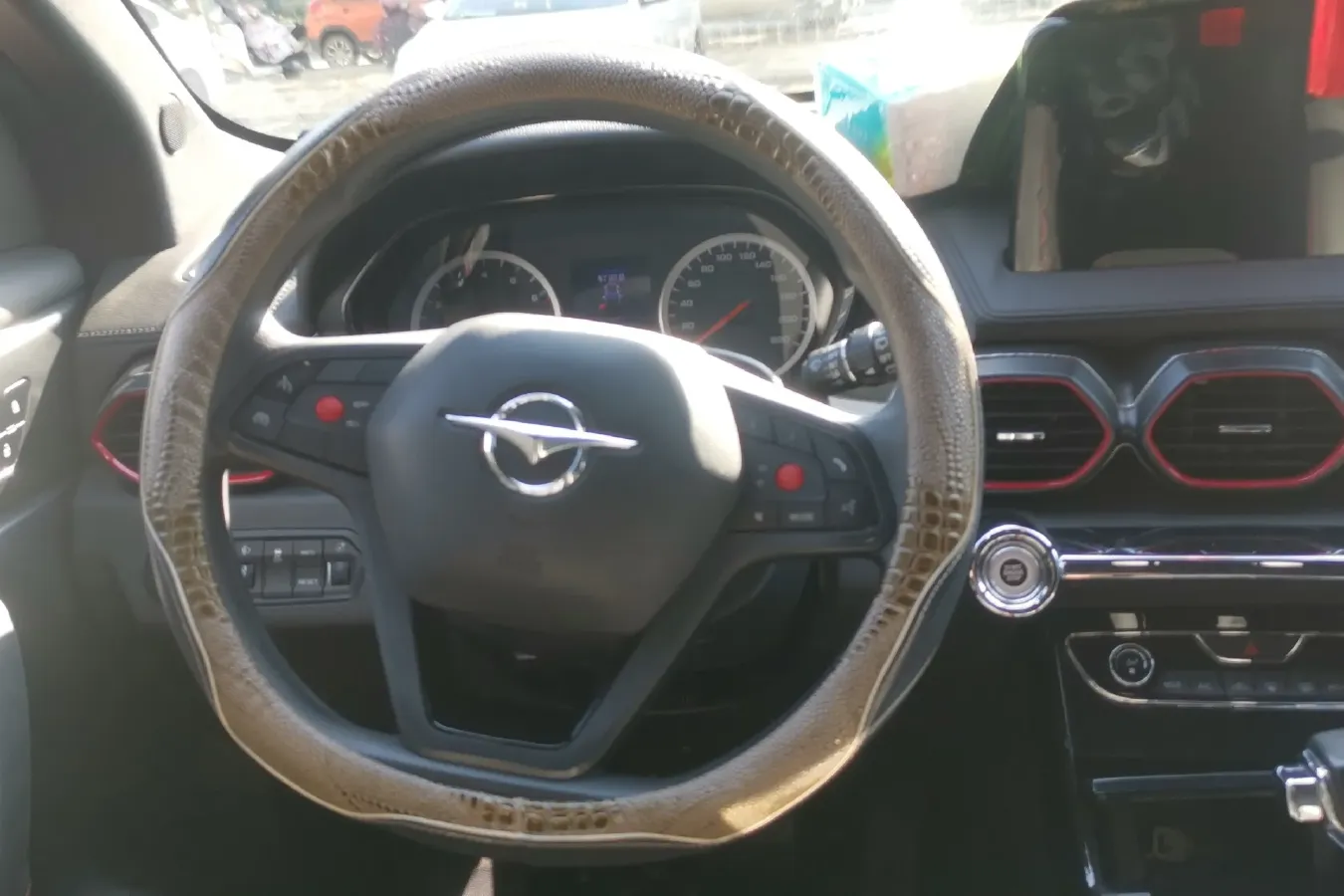 2019 HaiMa 8S 1.6T 195HP L4 6AT,autocango,china used car exporter,china ev exporter,chinese used car exporter,chinese used ev exporter