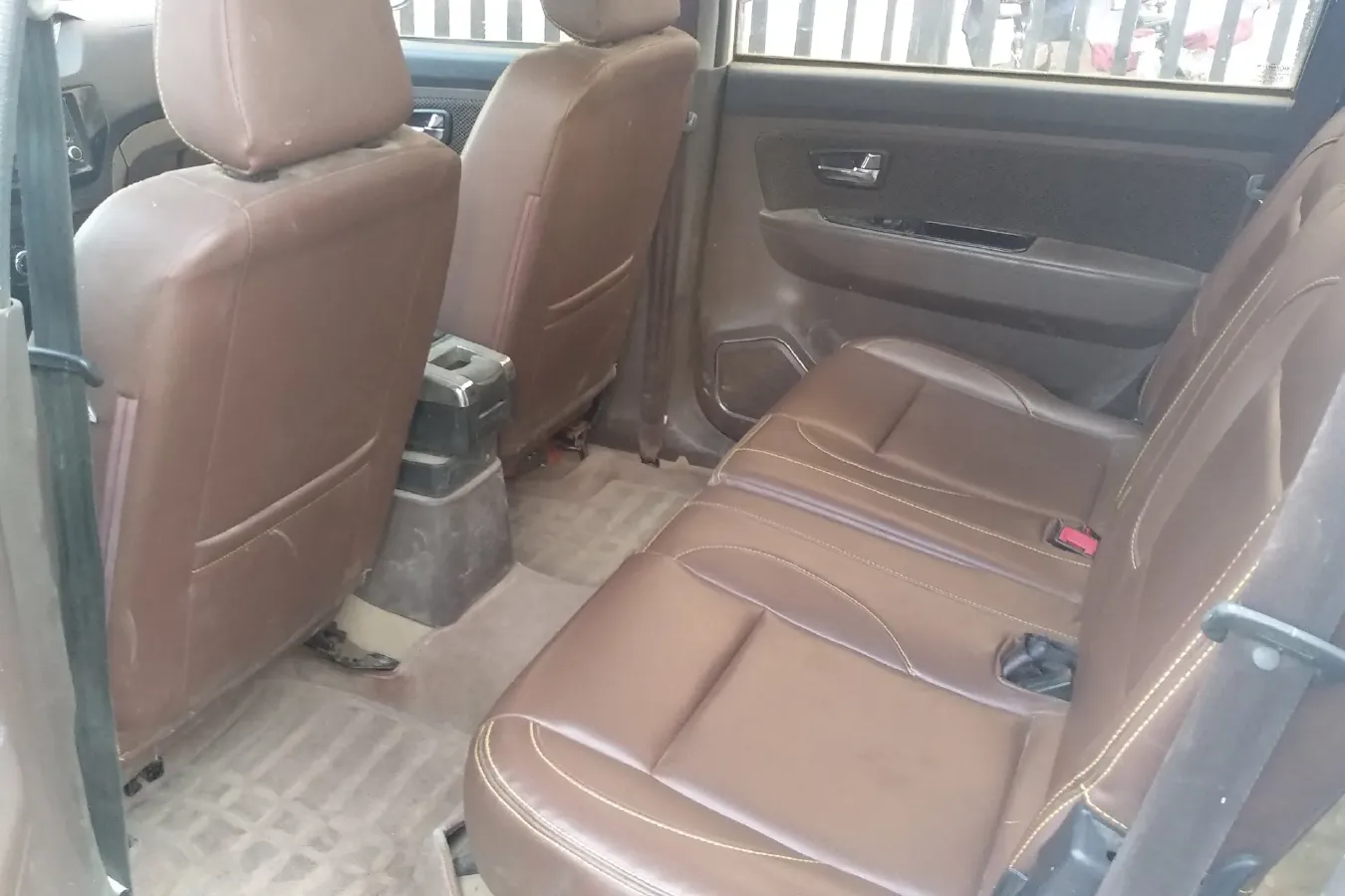 2015 FAW Senia S80 1.5L 109HP L4 5MT,autocango,china used car exporter,china ev exporter,chinese used car exporter,chinese used ev exporter