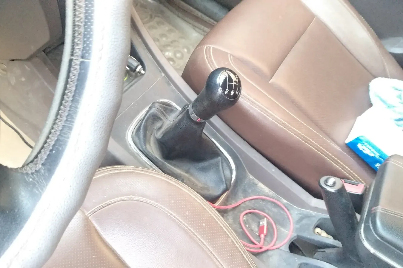 2015 FAW Senia S80 1.5L 109HP L4 5MT,autocango,china used car exporter,china ev exporter,chinese used car exporter,chinese used ev exporter